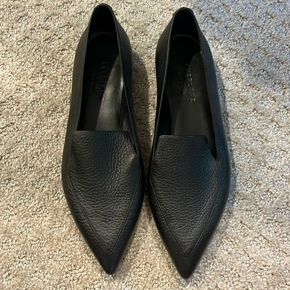 Everlane Black Pointed Leather Flats